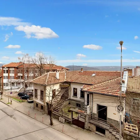 караминков Апартамент Велико Търново