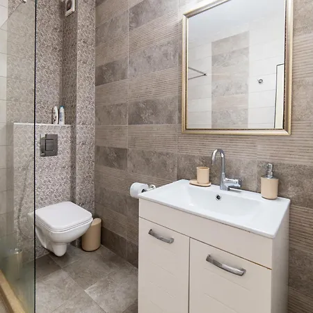 караминков Апартамент Велико Търново